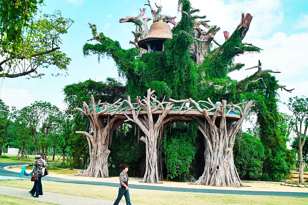 室外大型树屋树木水泥雕塑