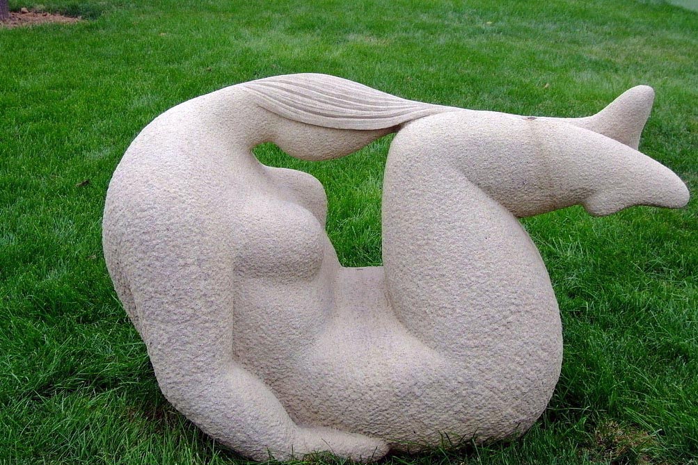博仟雕塑企业运用泡沫雕塑制作的女人体雕塑价格低廉