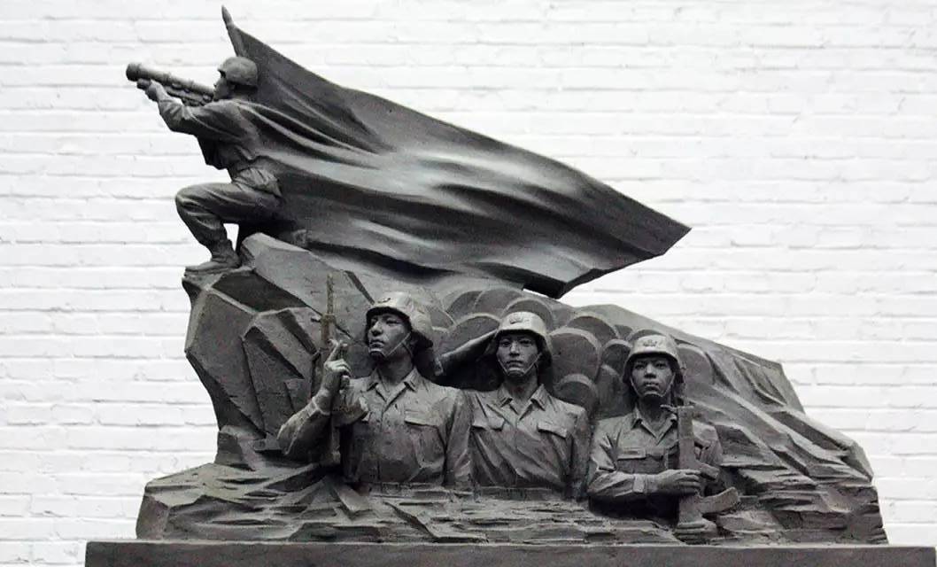 雄狮纪念性军事雕塑