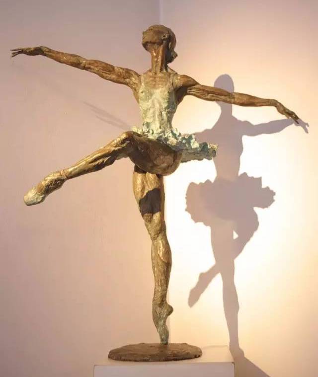 芭蕾铸铜人体雕塑