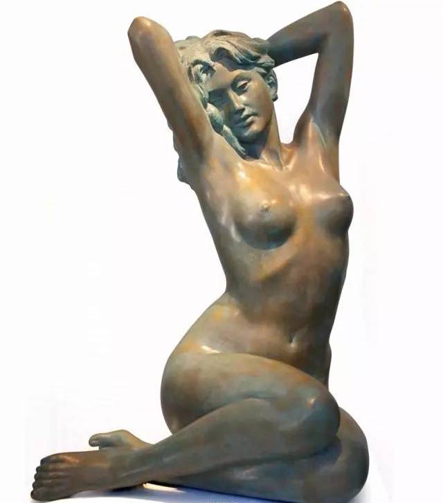 女性铸青铜人体雕塑欣赏