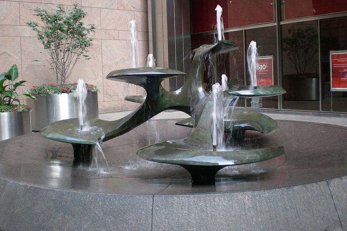 博仟雕塑企业创作的喷泉铸铜雕塑