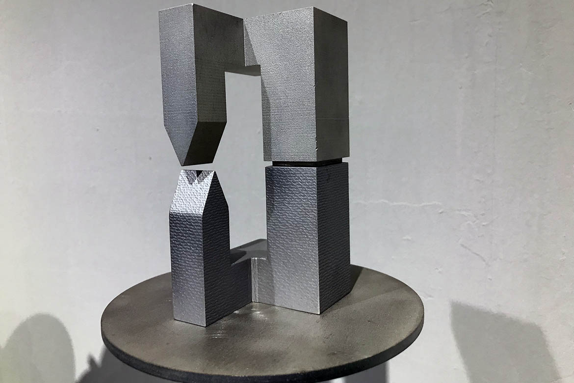 镀钛银色立体抽象几何体不锈钢雕塑小品造型