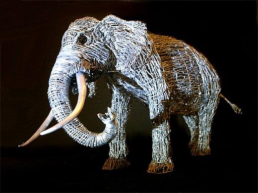 大象铁丝雕塑制作