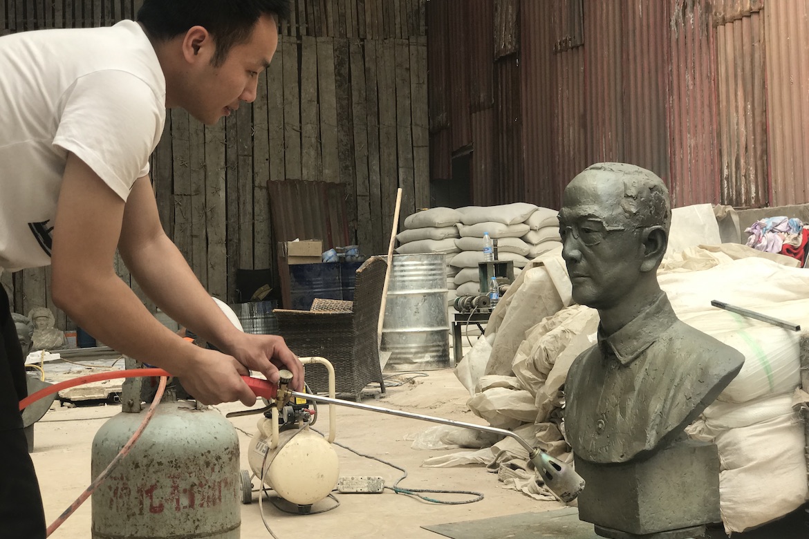雕塑人像定制 陆志韦先生铸铜过程